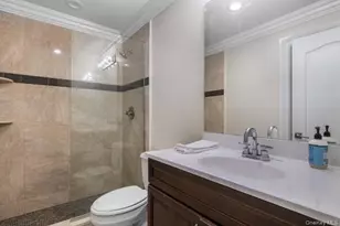 6 Fox Hunt Ct, Huntington, NY 11743 - Photo 17
