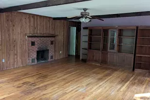 5284 Sound Ave, Aquebogue, NY 11901 - Photo 3