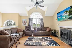 573 Du Bois Rd, Wallkill, NY 12589 - Photo 5