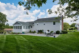 8 Carroll Dr, Wappingers Falls, NY 12590 - Photo 3