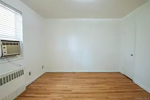 226-06 Manor Rd, Queens Village, NY 11427 - Photo 15
