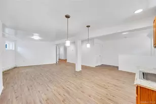 140-14 Charles Ln, Springfield Gardens, NY 11413 - Photo 31