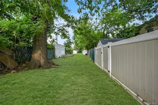 147-03 71st Ave, Kew Gardens, NY 11367 - Photo 17