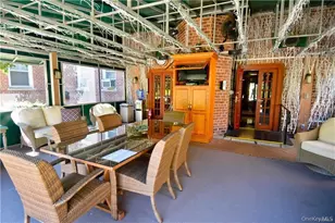 2 Overlook Rd, White Plains, NY 10605 - Photo 17