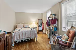 2 Overlook Rd, White Plains, NY 10605 - Photo 9