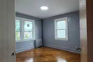 186-40 Murdock Ave, Saint Albans, NY 11412 - Photo 5
