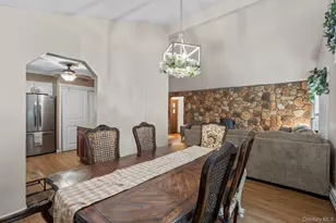 28 Yaphank Ave, Brookhaven, NY 11719 - Photo 9