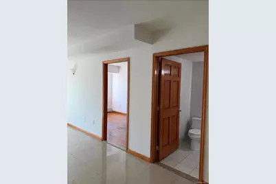 35-19 Leavitt Street #4J, Flushing, NY 11354 - Photo 3