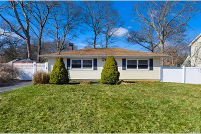 117 Main Avenue, Mastic, NY 11950 - Photo 1