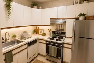 78-40 164th St, Fresh Meadows, NY 11366 - Photo 5