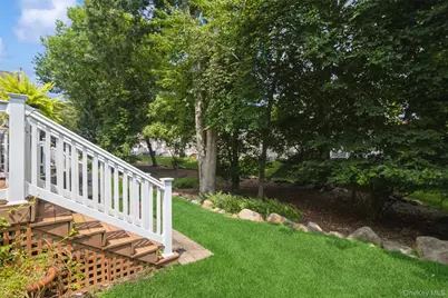 34 Cranberry Circle, Medford, NY 11763 - Photo 7