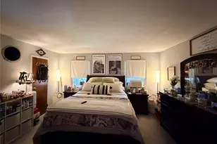 381 N Monroe Ave, Lindenhurst, NY 11757 - Photo 31
