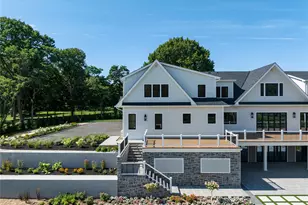 220 Beach Rd, Centre Island, NY 11771 - Photo 25