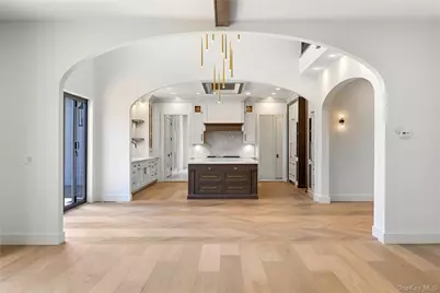220 Beach Road, Centre Island, NY 11771 - Photo 9