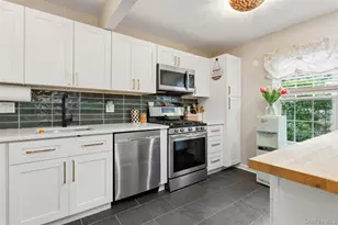 52 Carrollwood Dr, Tarrytown, NY 10591 - Photo 11