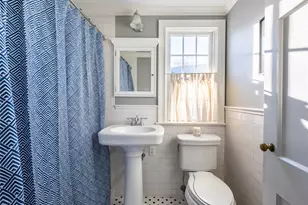 99 Thayer Rd, Manhasset, NY 11030 - Photo 17