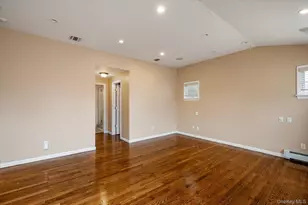 73 Revere Rd, East Hills, NY 11577 - Photo 15