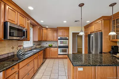73 Revere Road, East Hills, NY 11577 - Photo 7