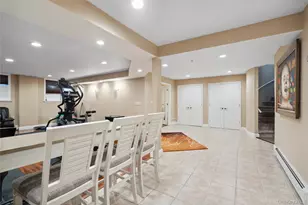179 Sagamore Dr, Plainview, NY 11803 - Photo 23