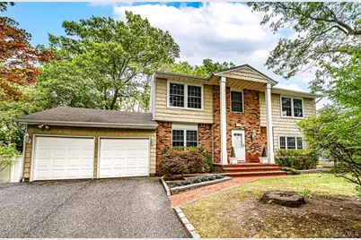 15 Washington Avenue, Miller Place, NY 11764 - Photo 1