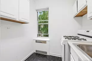113-14 72nd Rd, Forest Hills, NY 11375 - Photo 17