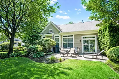 14 Concerto Drive, Lake Grove, NY 11755 - Photo 7