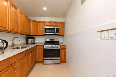 42-02 Layton Street #202, Elmhurst, NY 11373 - Photo 7