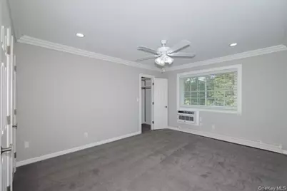 5 Williams Boulevard #5-2J, Lake Grove, NY 11755 - Photo 7