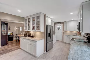 121 Wright Ave, Deer Park, NY 11729 - Photo 9