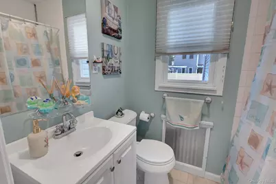 121 Wright Avenue, Deer Park, NY 11729 - Photo 23