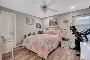 121 Wright Ave, Deer Park, NY 11729 - Photo 17