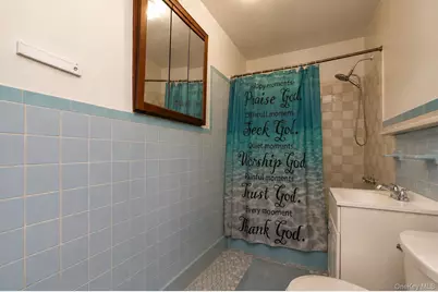 101-30 224th Street, Queens Village, NY 11429 - Photo 11