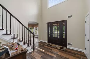 7 Seaman Ct, Highland Mills, NY 10930 - Photo 9