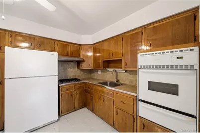 30-17 Francis Lewis Boulevard, Flushing, NY 11358 - Photo 25