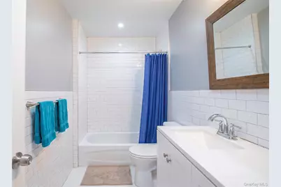 8717 160th Street, Jamaica, NY 11432 - Photo 15