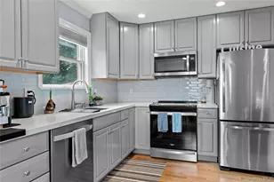 36 Grandview Dr, Mahopac, NY 10541 - Photo 5