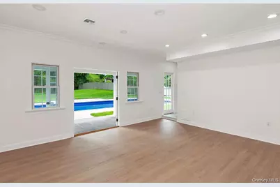 75 Centerport Road, Greenlawn, NY 11740 - Photo 19