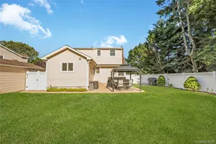 516 Heathcliff Dr, Seaford, NY 11783 - Photo 25