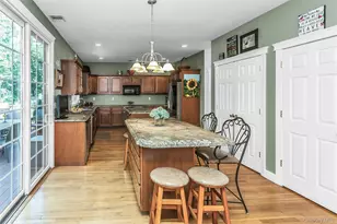 1025 Seawood Dr, Southold, NY 11971 - Photo 9