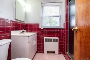 52 Woods Ave, Malverne, NY 11565 - Photo 23