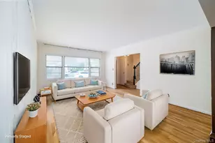 52 Woods Ave, Malverne, NY 11565 - Photo 9