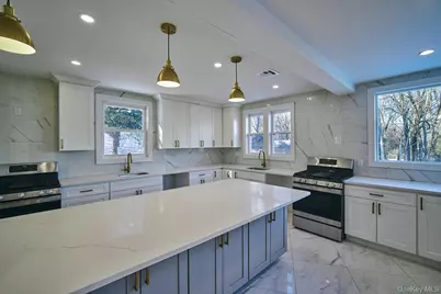 189 Mc Namara Road, Spring Valley, NY 10977 - Photo 11