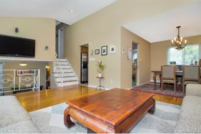 29 Village Drive, Jericho, NY 11753 - Photo 5