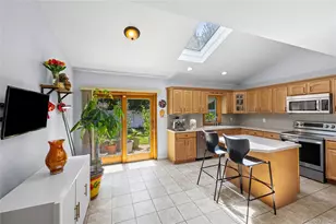 79 Spruce Ln, Valley Stream, NY 11581 - Photo 13