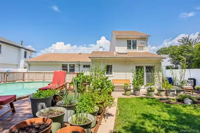 79 Spruce Lane, Valley Stream, NY 11581 - Photo 37
