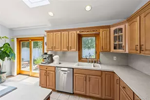 79 Spruce Ln, Valley Stream, NY 11581 - Photo 19