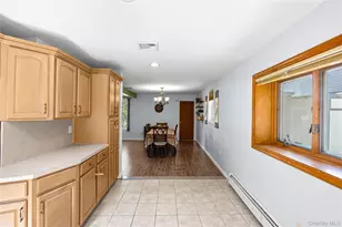 79 Spruce Ln, Valley Stream, NY 11581 - Photo 23
