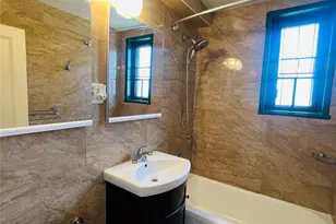 1595 Unionport Rd, Bronx, NY 10462 - Photo 9