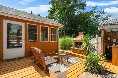 14 Locust Street, Ronkonkoma, NY 11779 - Photo 21