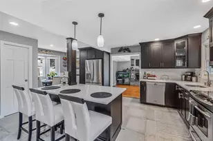 14 Locust St, Ronkonkoma, NY 11779 - Photo 5